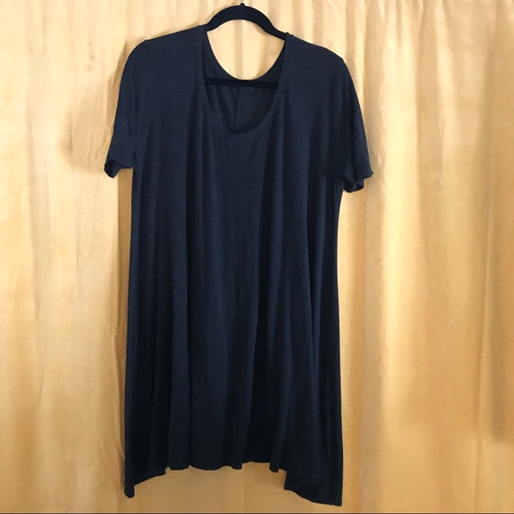 Brandy Melville Aneita Dress - Picture 2 of 3